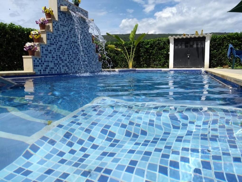 C&H Casa Campestre El Oasis Ricaurte Girardot Bed & Breakfast Exterior photo
