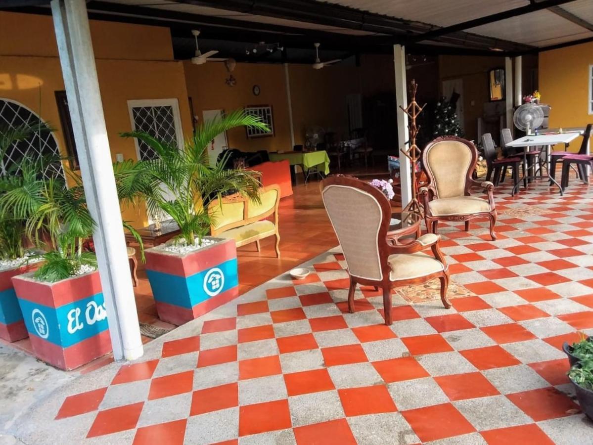 C&H Casa Campestre El Oasis Ricaurte Girardot Bed & Breakfast Exterior photo